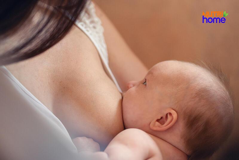 Sữa mẹ, Dinh dưỡng cho trẻ 4 tháng tuổi